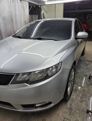 KIA CERATO 1.6 SX3 16V GASOLINA 4P AUTOMÁTICO